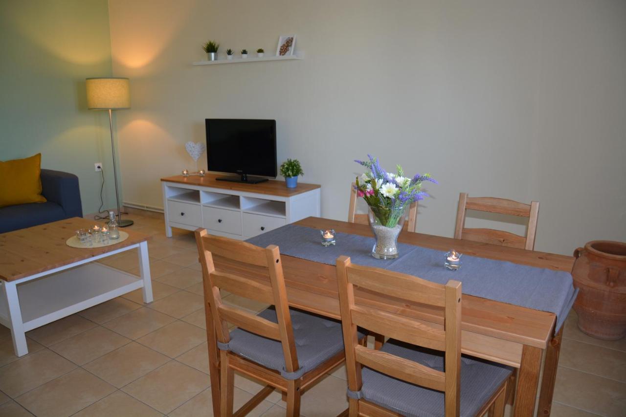 Neos Marmaras Holiday 2 Екстериор снимка