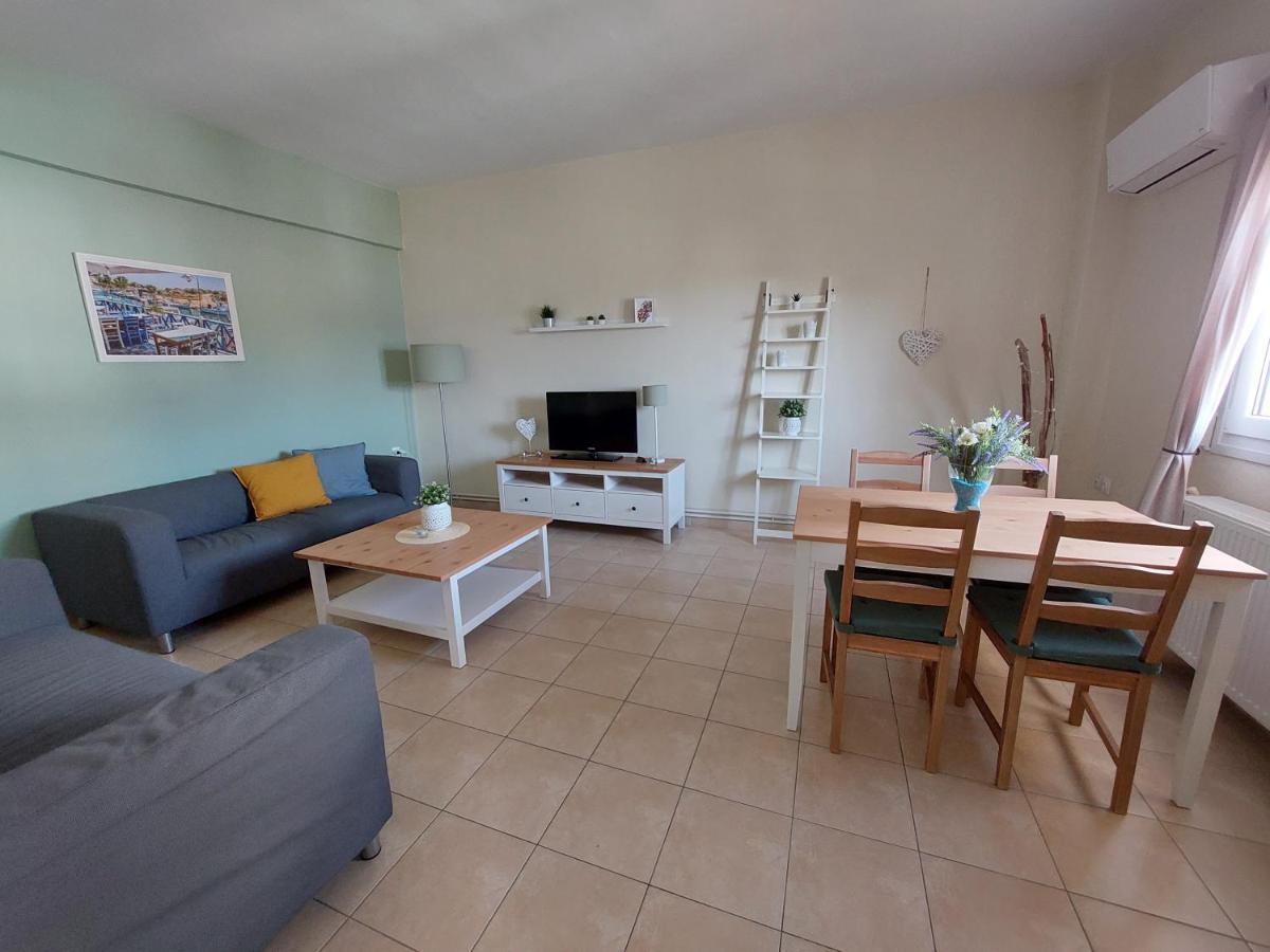 Neos Marmaras Holiday 2 Екстериор снимка